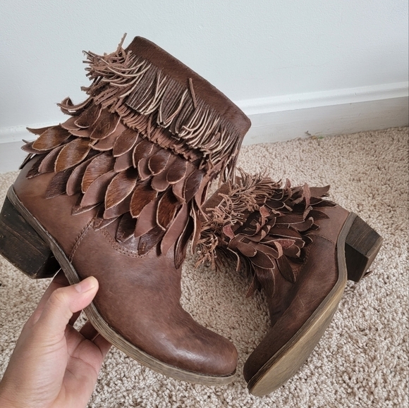 Anthropologie Sheridan Mia SIENNA LEATHER FRINGE BOOTIE - DARK TAN - Picture 2 of 8